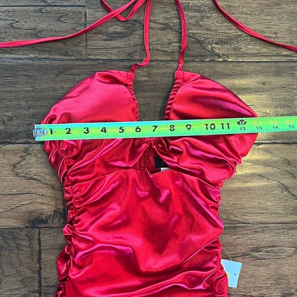 NWT $139 B DARLIN Formal Dress Size 1/2 Juniors Red Satin Keyhole Halter Gown XS - Picture 10 of 16